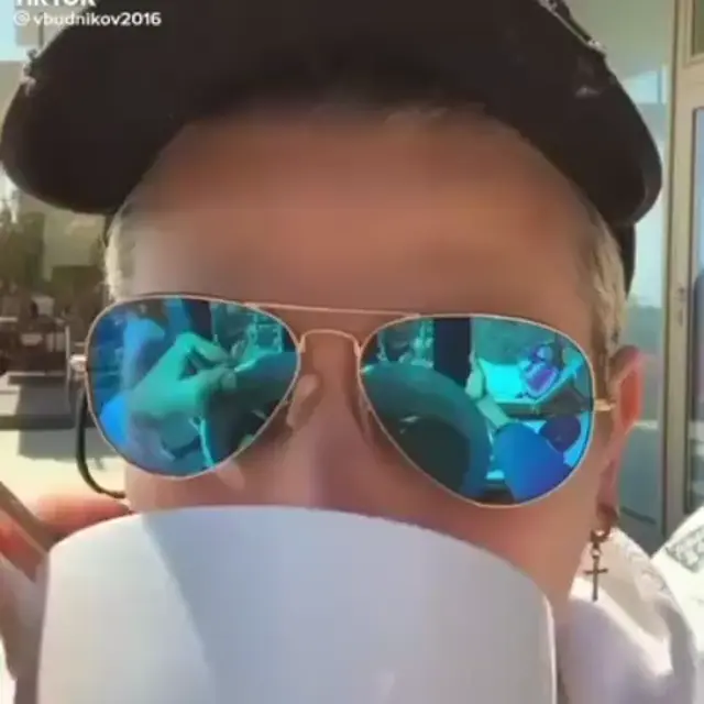 Никаких девчонок, только пацаны