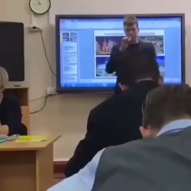 Я пиздатый, ахуенный, современный, невъебенный
