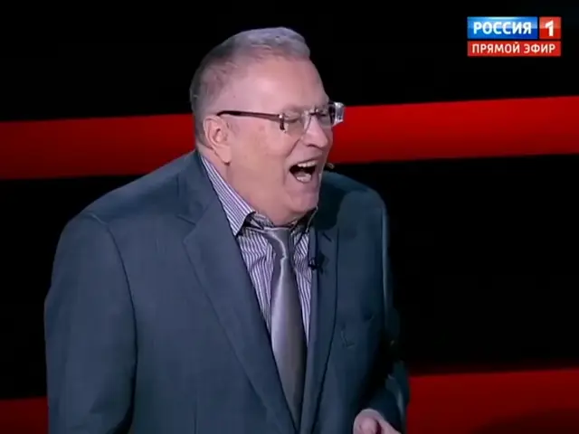 Жириновский смеется до слез