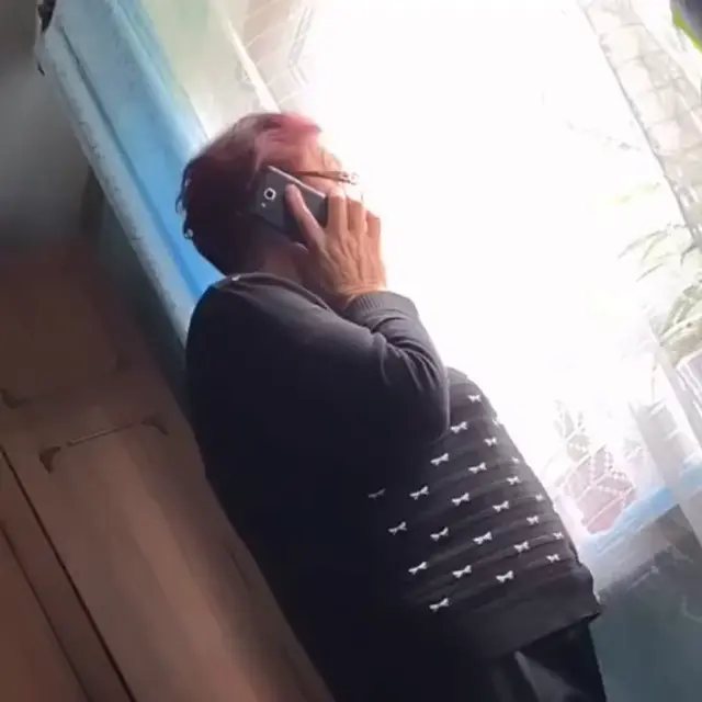 Мам, у тебя котлеты сгорели!