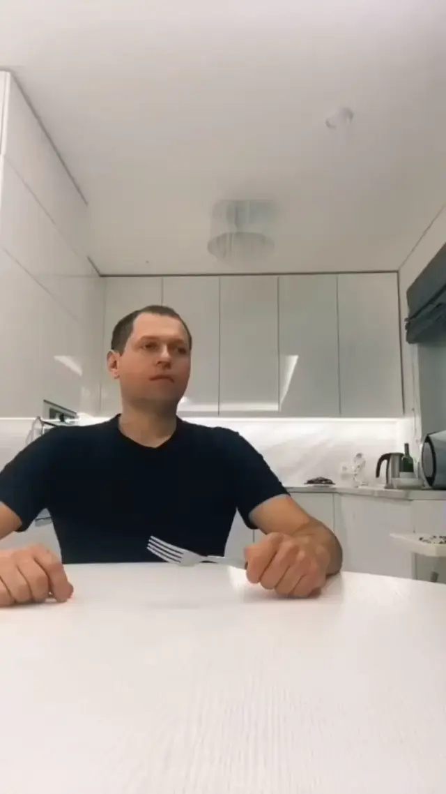 Макароны всем, подливу не надо