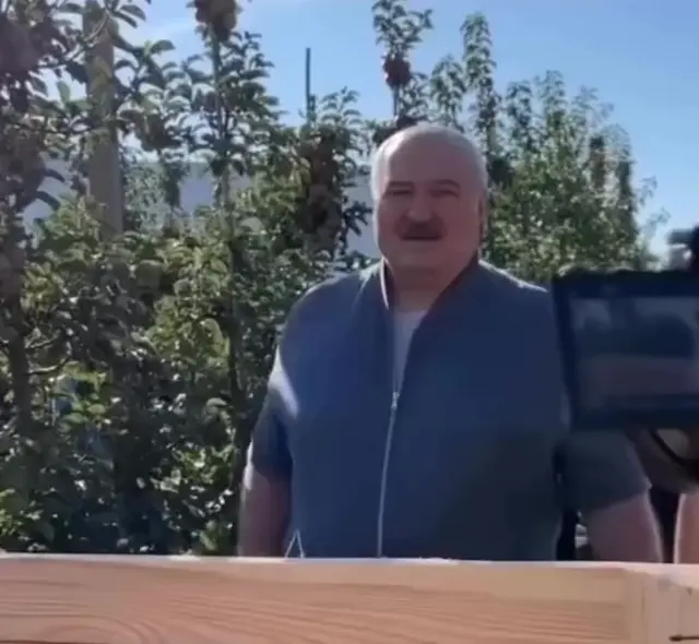 Добрый день, трудяги! Приятное время у вас