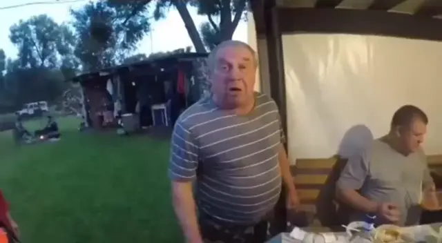 Надо кому ебальник набьем