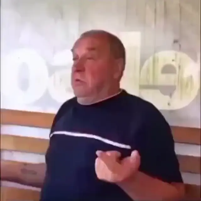 Надо гнать в шею и посылать нахуй