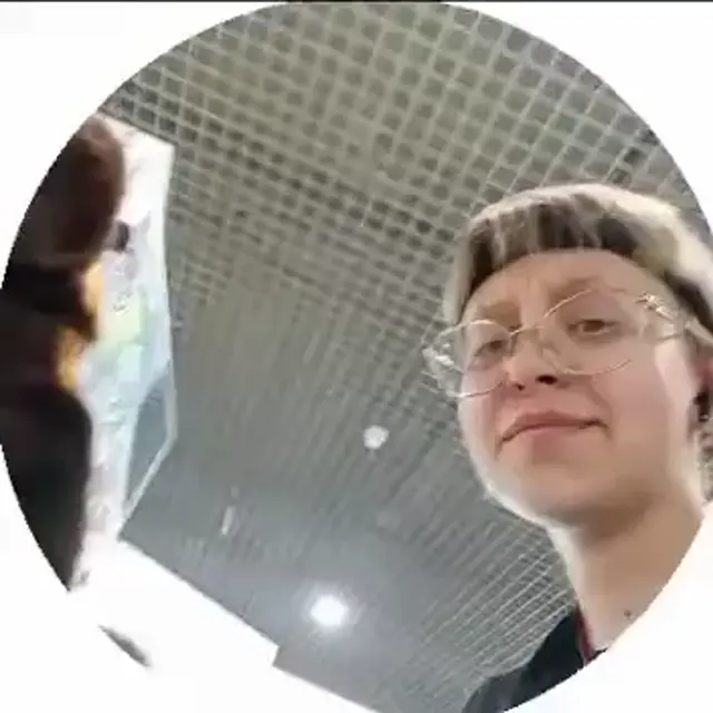Чебурашка танцует под фонк