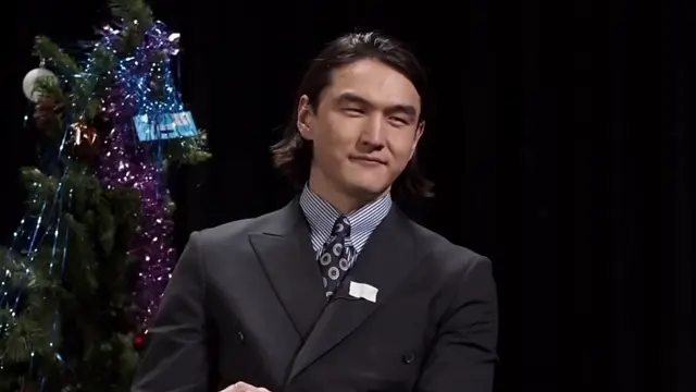 Нурлан Сабуров и Богдан Лисевский переглядываются