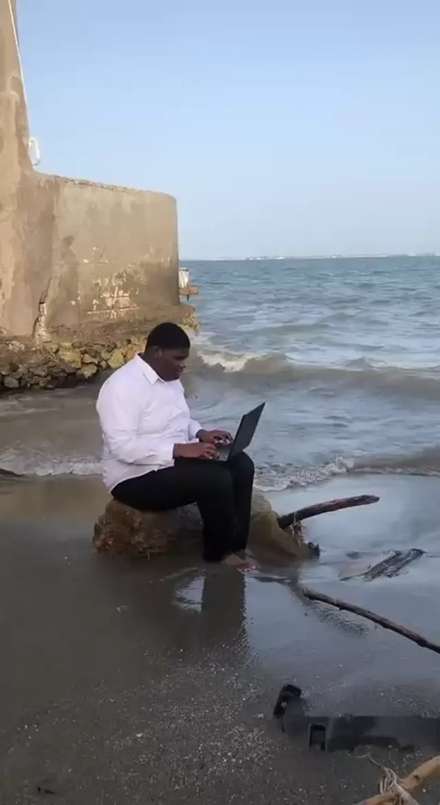 Работа на удаленке у моря
