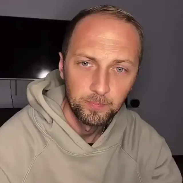 Я тарабанил твоего отца