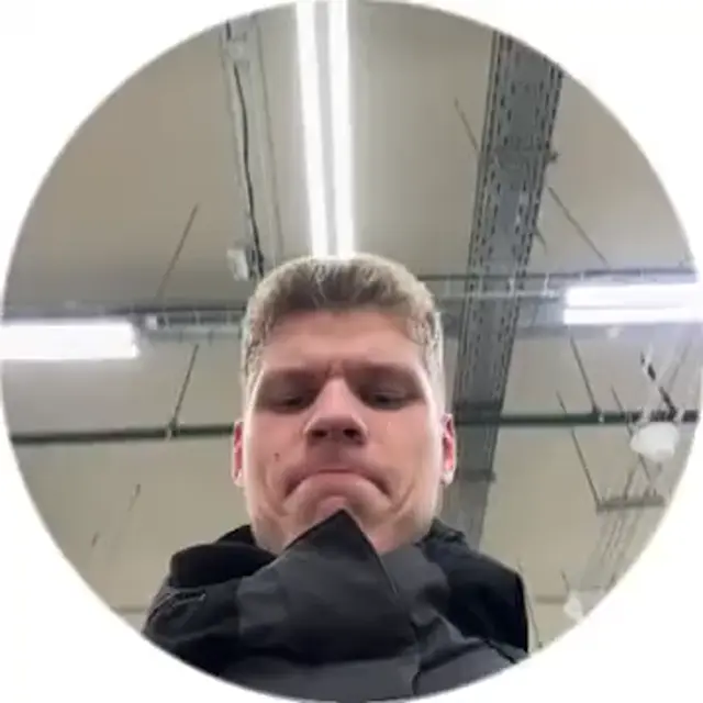 Что пацаны, может опять пососем?