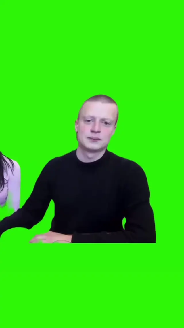 Смеющийся парень на хромакее
