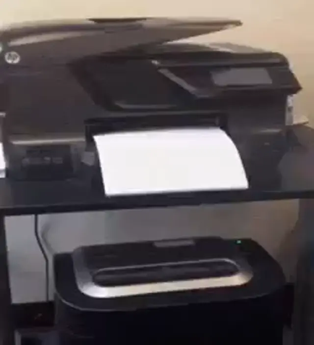 Принтер печатает сразу в шредер