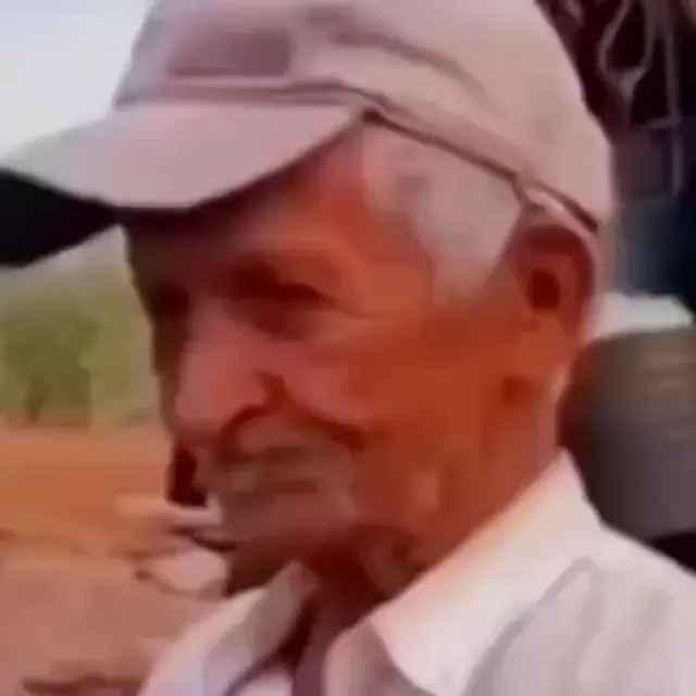 Дед кричит от неожиданности