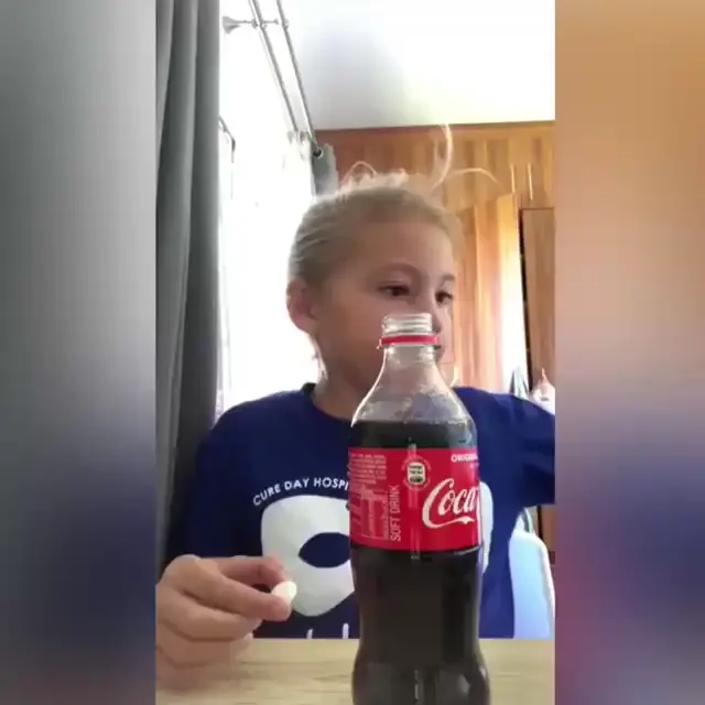 Неудачный эксперимент с колой и ментосом