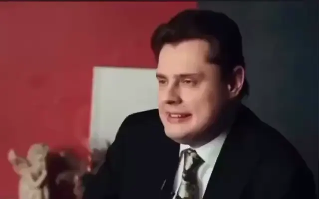 Евгений Понасенков вздыхает