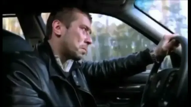 Плачущий Димон за рулем из фильма Бумер