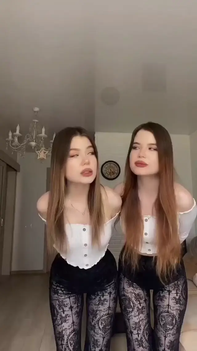 Тройняшки: мы не двойняшки, я писать ходил