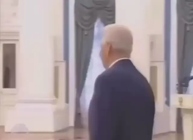 Ну как там с деньгами?