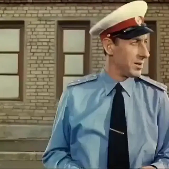 Ну, граждане алкоголики, тунеядцы, хулиганы!