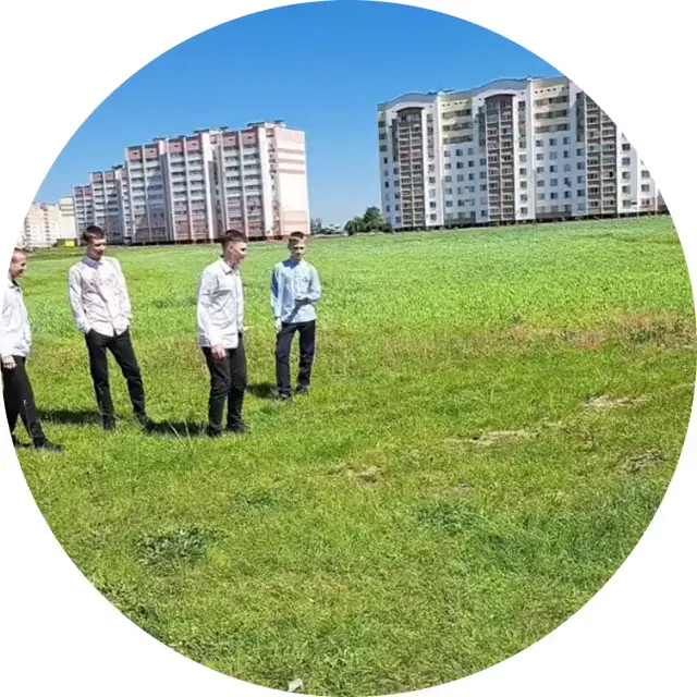 Выпускной в самом разгаре