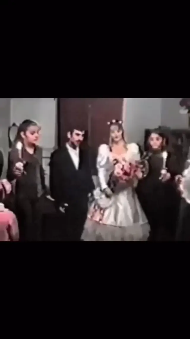 Свадебный обряд с поцелуем под фонк