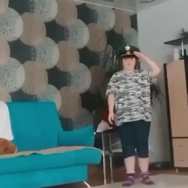 Кино идет, воюет взвод