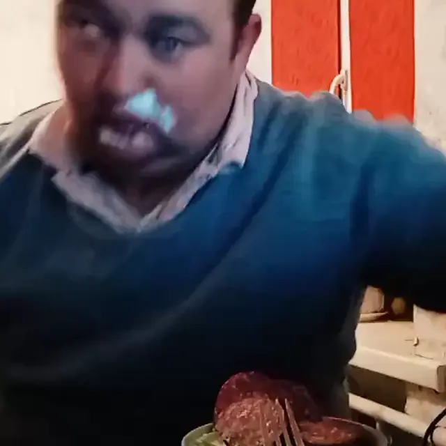 Я свинка Пеппа, иди на...