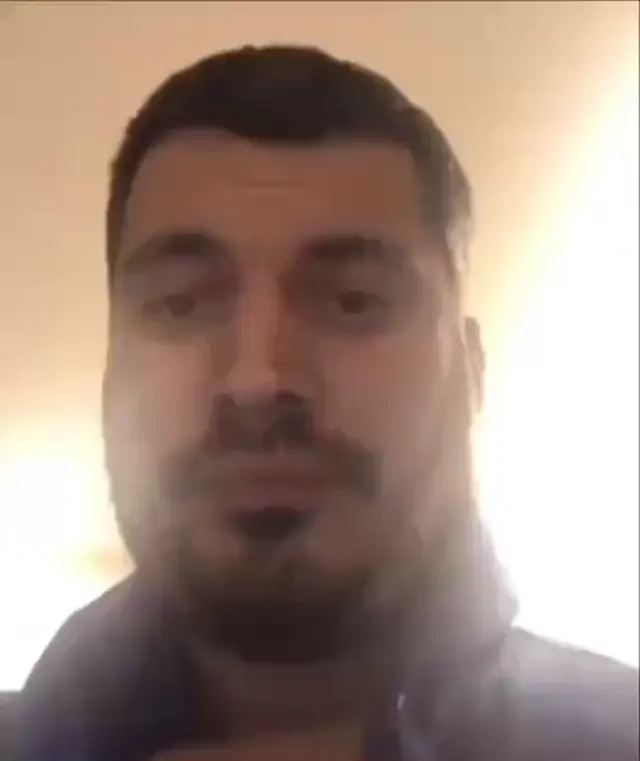 Привет, а можно я присяду на лавочку с тобой?
