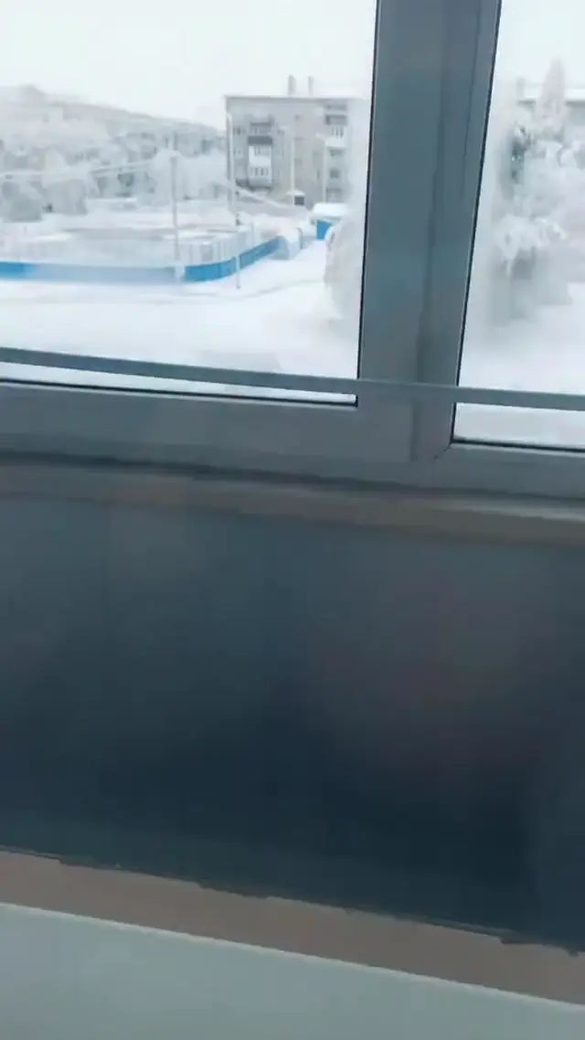 Я проснулся, а тут Merry Christmas!