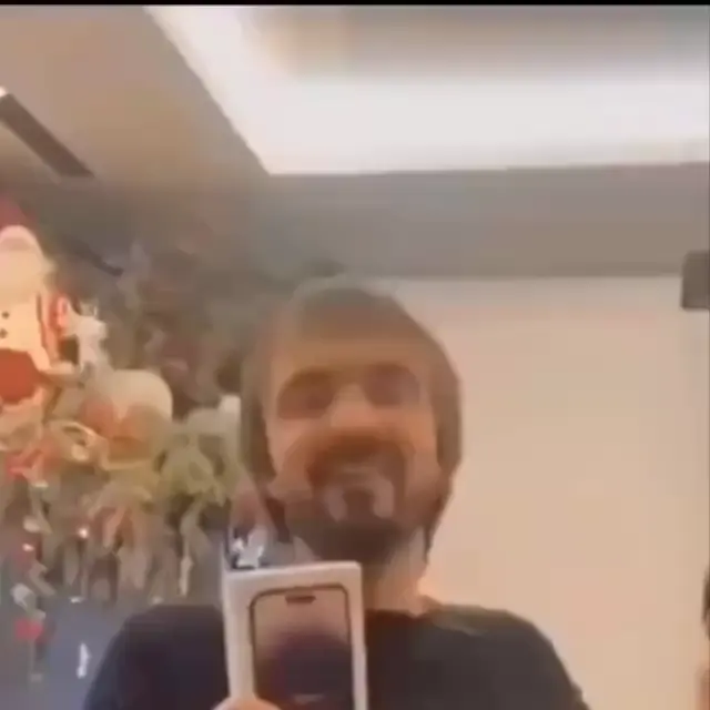 А мне бл*ть гуся!