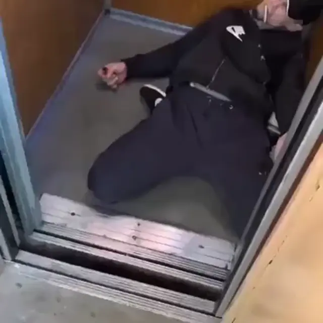 Уснула рано и спала сладко-сладко