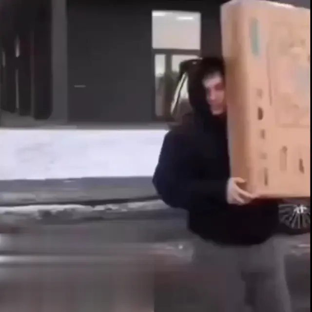 Телек новый купили, а то тот разбили
