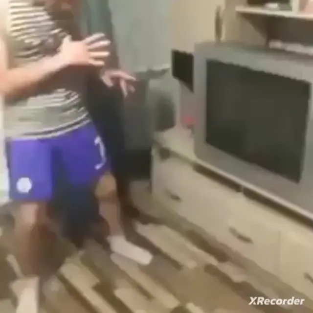 Пизда пальцу нахуй
