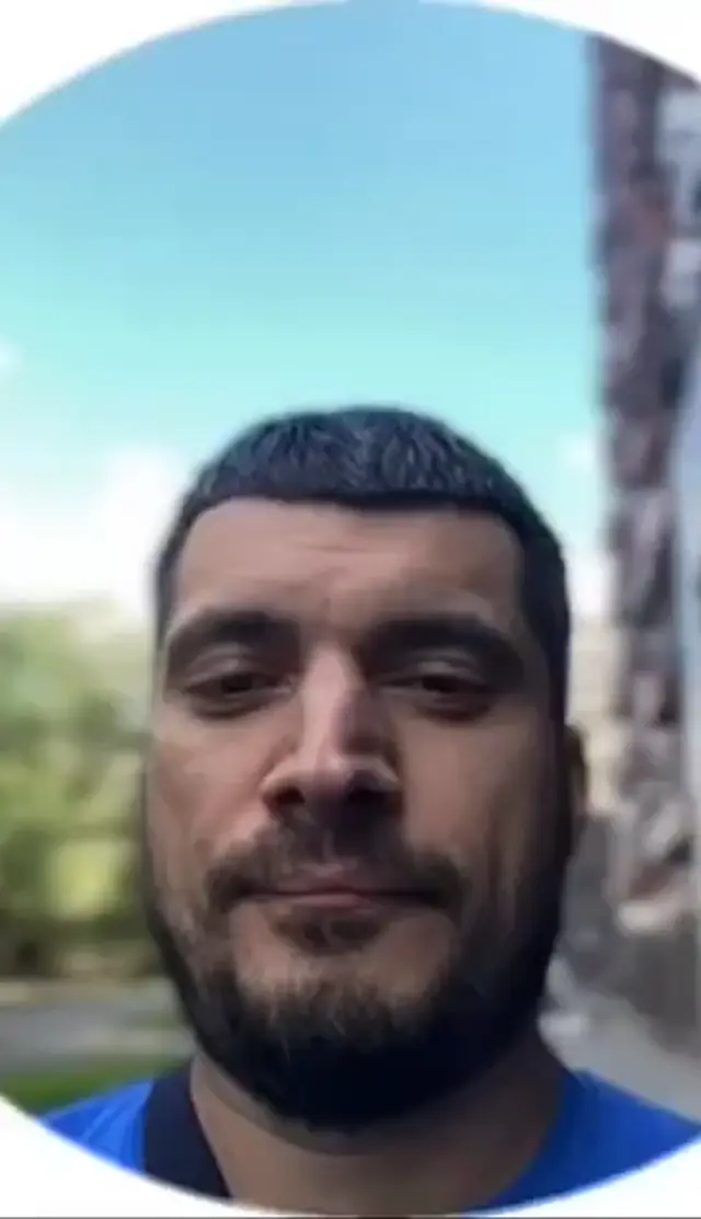А че ебальники у всех грустные?